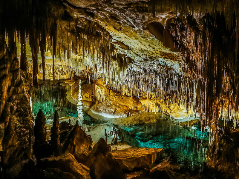 Underwater Cave