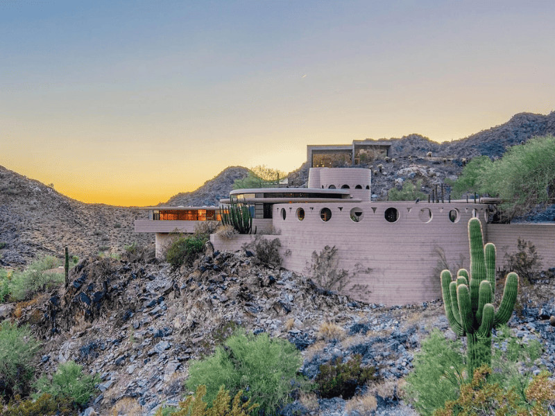 "This Airbnb Cost More Than My Car": Exploring 10 of America's Most Expensive Airbnbs 9 America's Most Expensive Airbnbs