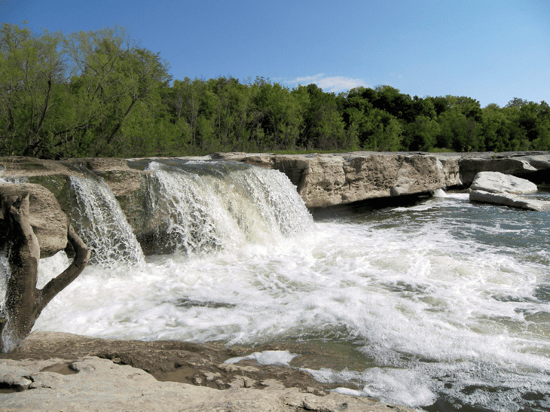 These 12 Hot Springs in Texas Are So Beautiful, They'll Take Your Breath Away 8 McKinney Falls, Texas