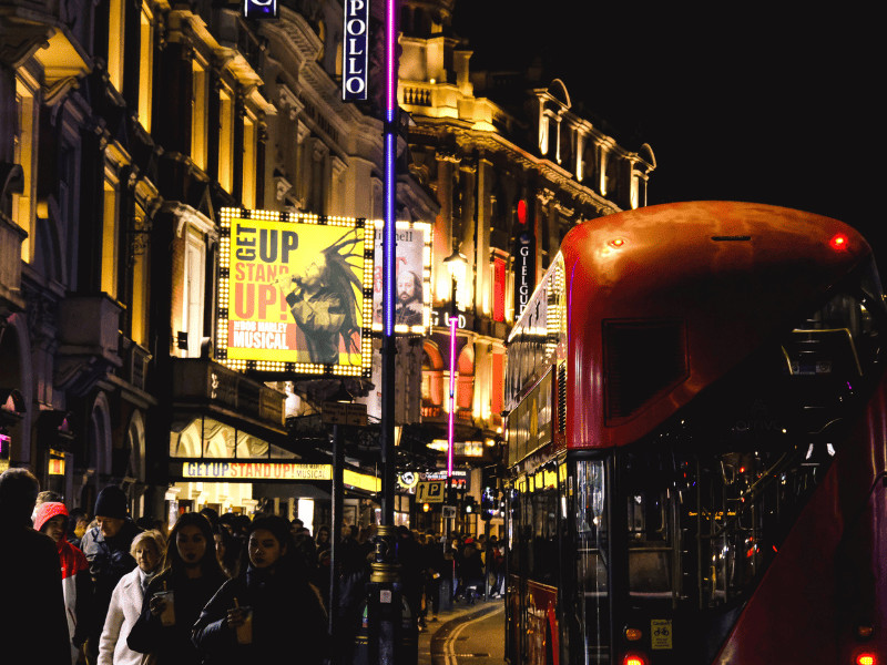 Baby Boomers' Exclusive Guide to London's Finest Experiences! 2 Things to do in London as a baby boomer
