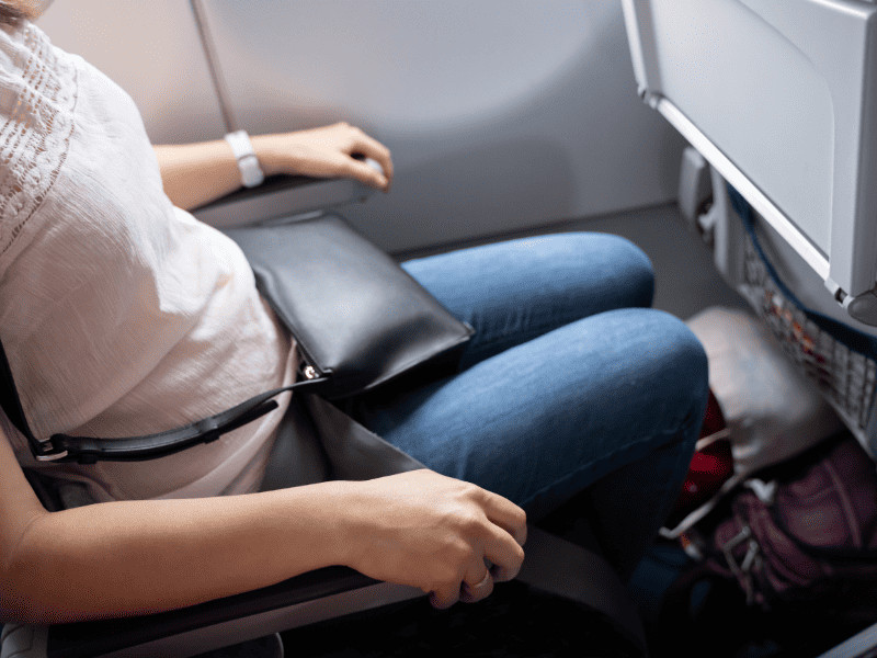 In-Flight Nightmare: 9 Annoying Things People Do When Flying That Spoil the Journey 8 Annoying things people do when flying
