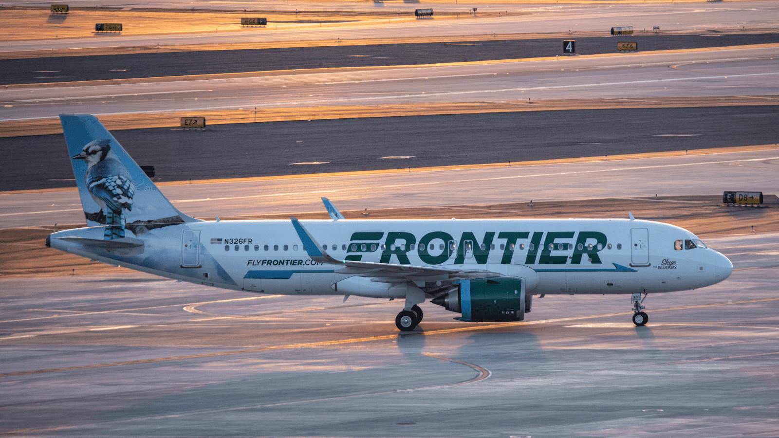 Get Unlimited Flights: Huge Discounts Today! 2 Unlimited flights with Frontier Airlines