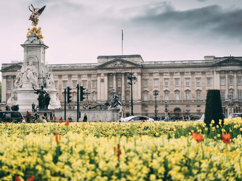 Baby Boomers' Exclusive Guide to London's Finest Experiences! 6 Things to do in London as a baby boomer