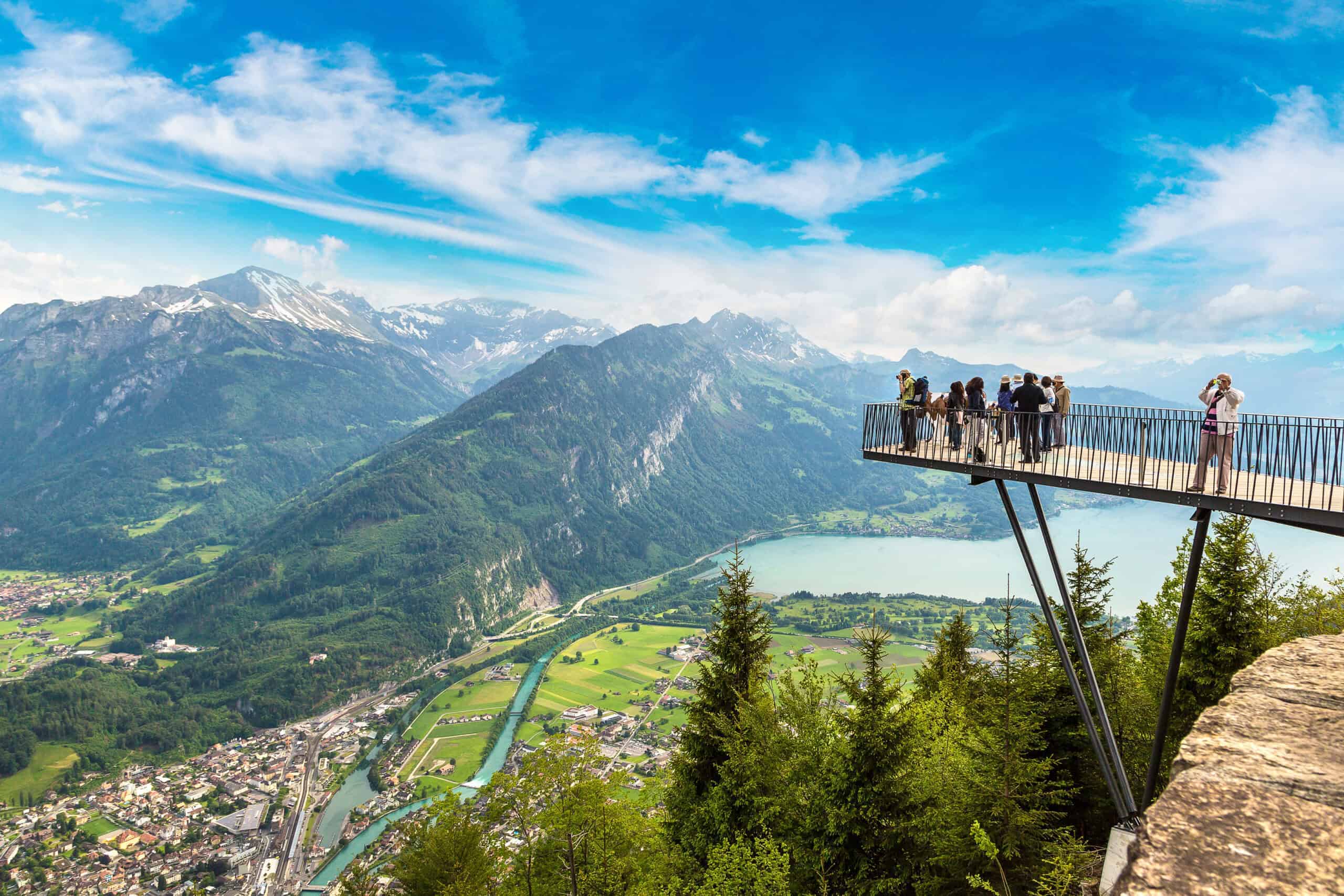 20 Bucket List Experiences Around the World You Can’t Miss 17 Paragliding in Interlaken, Switzerland