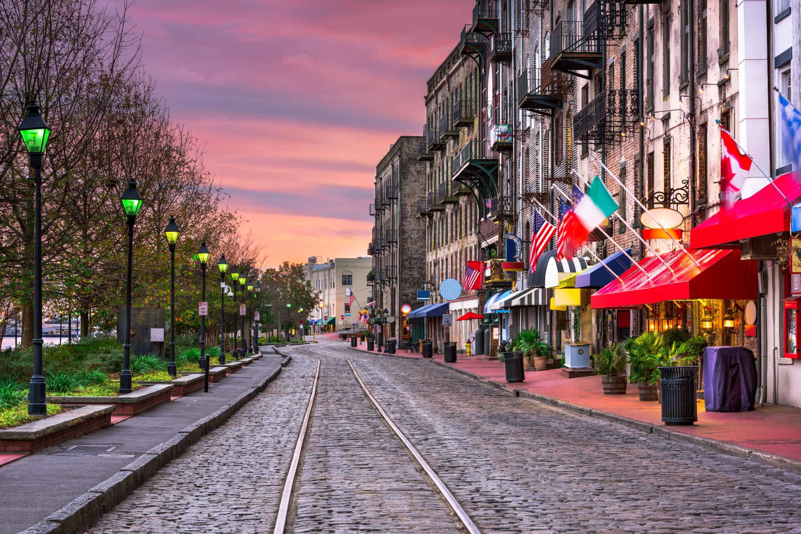 From Boutiques to Malls: 10 U.S. Cities Perfect for Shopping Lovers 5 Savannah, Georgia
