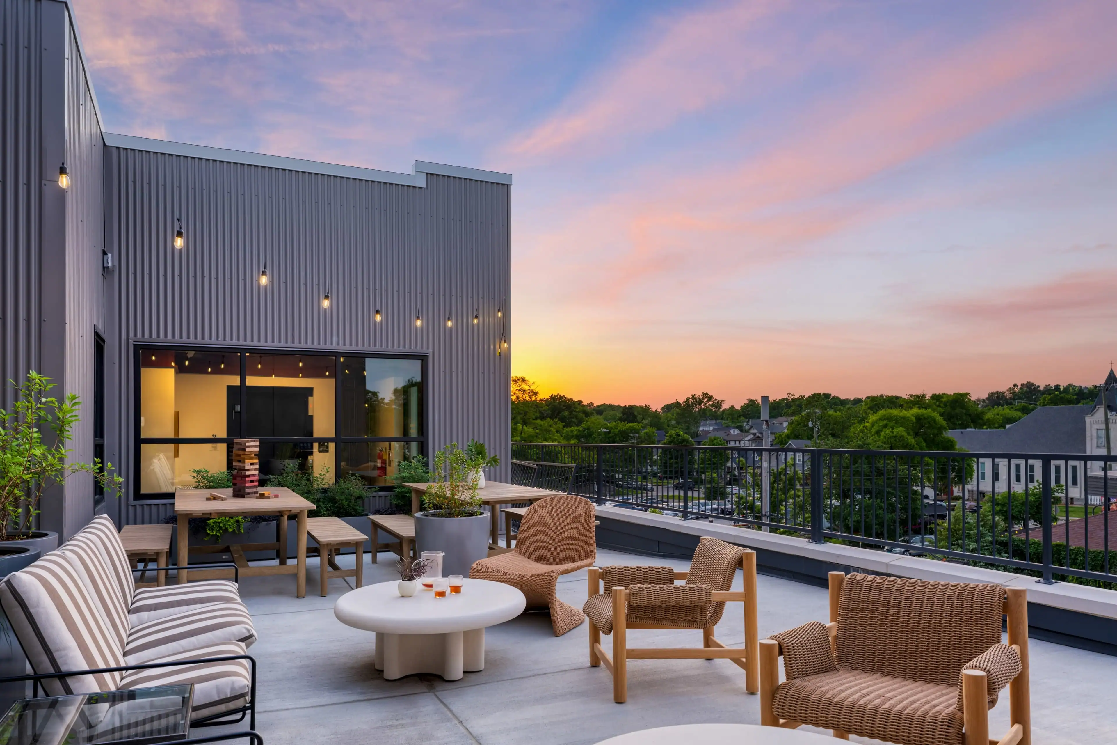 Nashville Rentals With Charm and Space for Under $200 a Night 8 prperty-images-0
