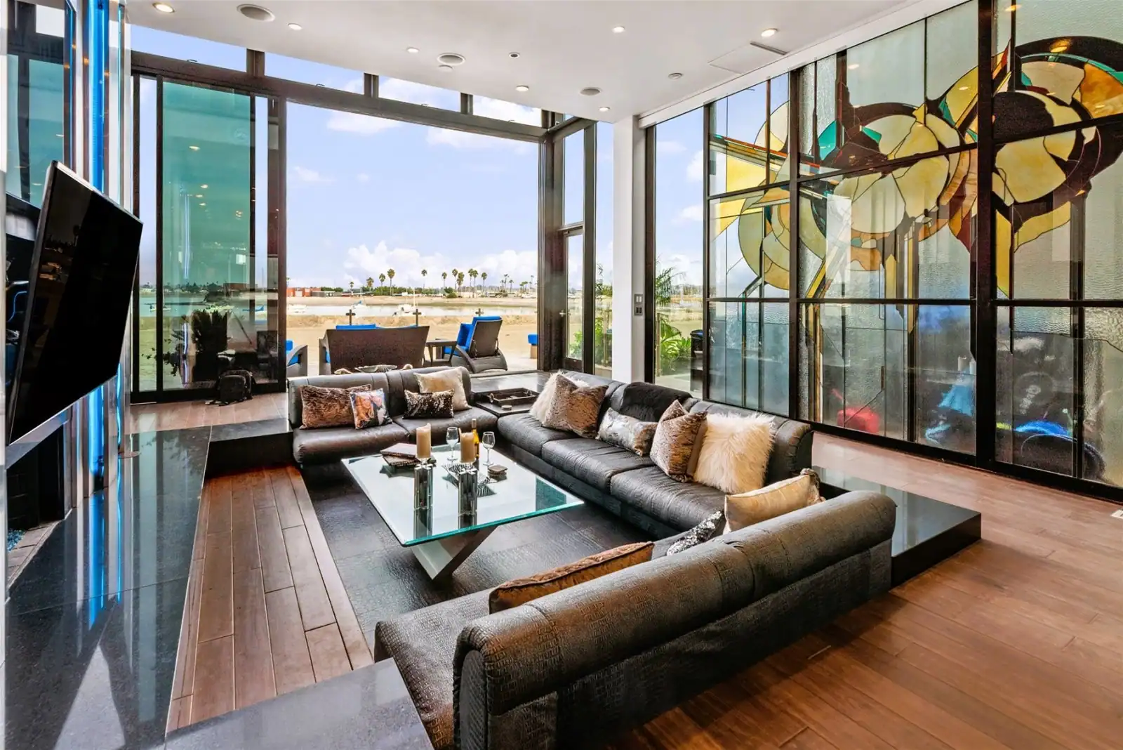 San Diego Vacation Homes We Think Are Seriously Underpriced 4 prperty-images-2